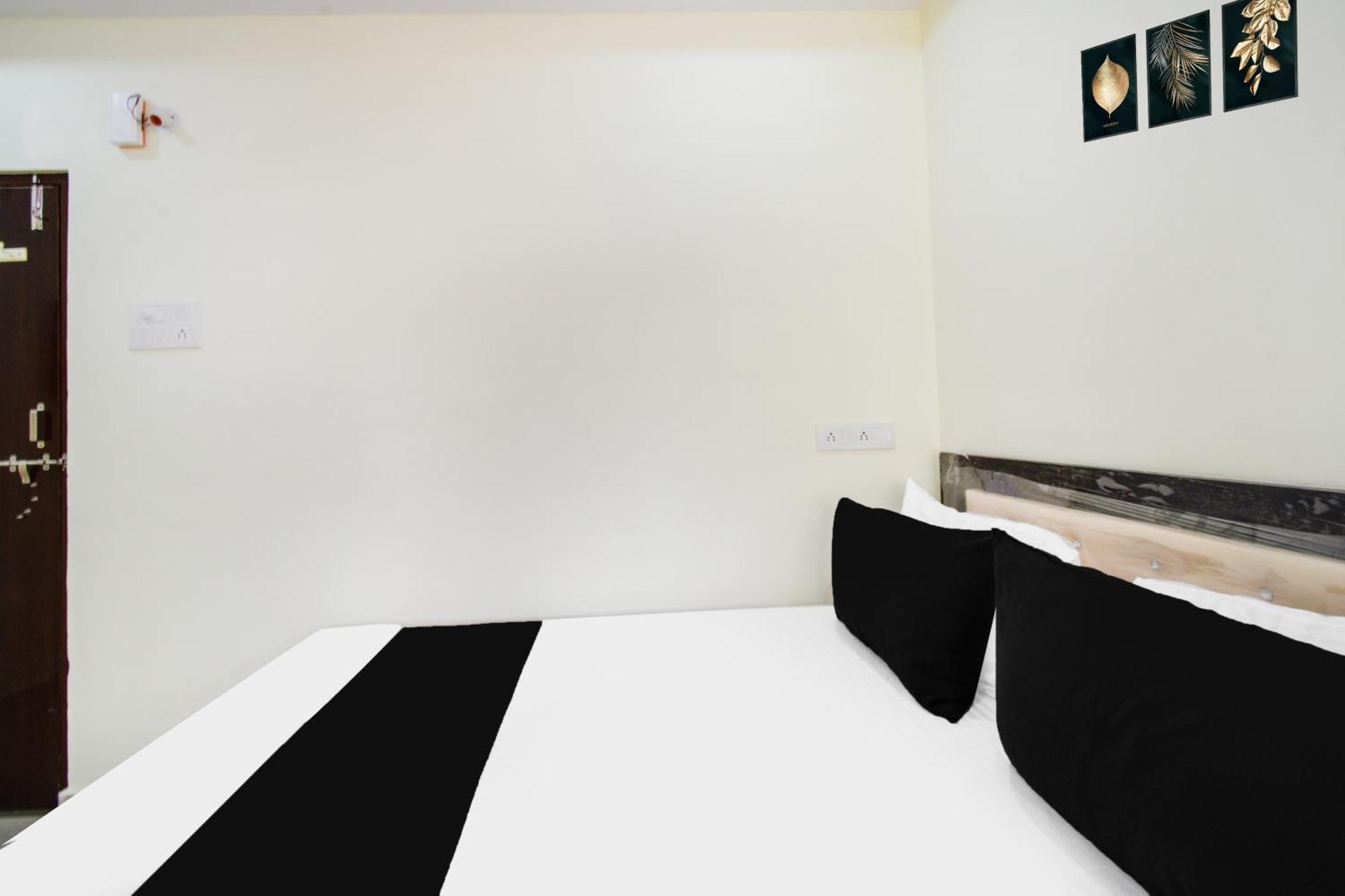 Hotel O Sri Balaji Grand Hyderabad Eksteriør billede
